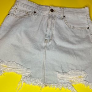 Light denim ripped skirt